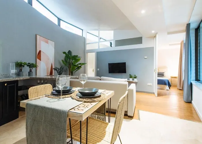 Conde de Ibarra Apartments
